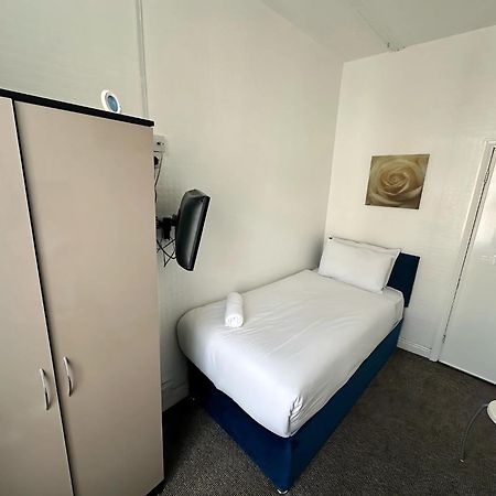 Granby Hotel Скарбъро Стая снимка